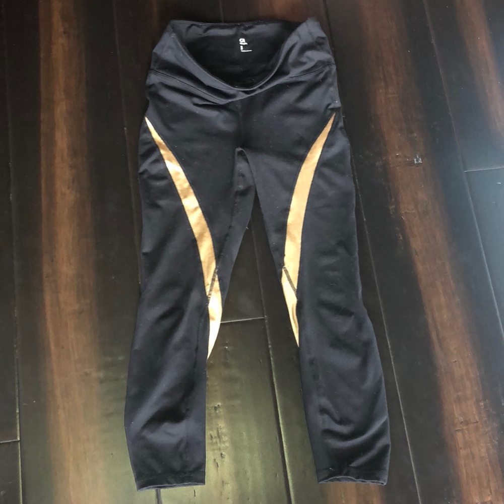 Gap High Waist Capri Legging
